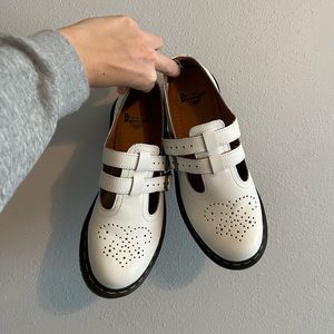 Dr. Martens Mary Jane Shoes! US size 7